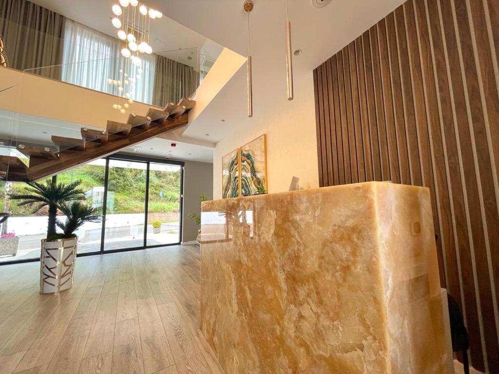 Ebbi Hotel ديرمي المظهر الخارجي الصورة
