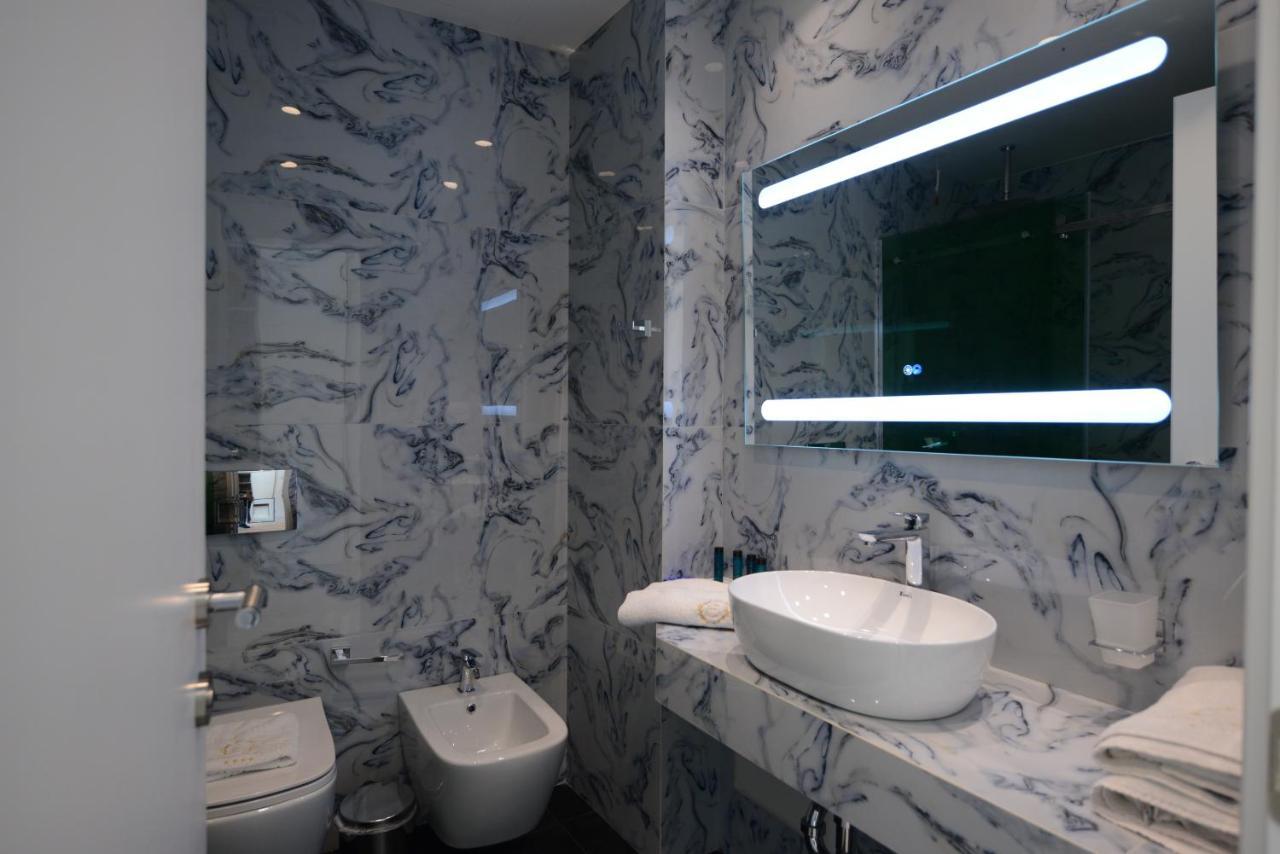 Ebbi Hotel ديرمي المظهر الخارجي الصورة