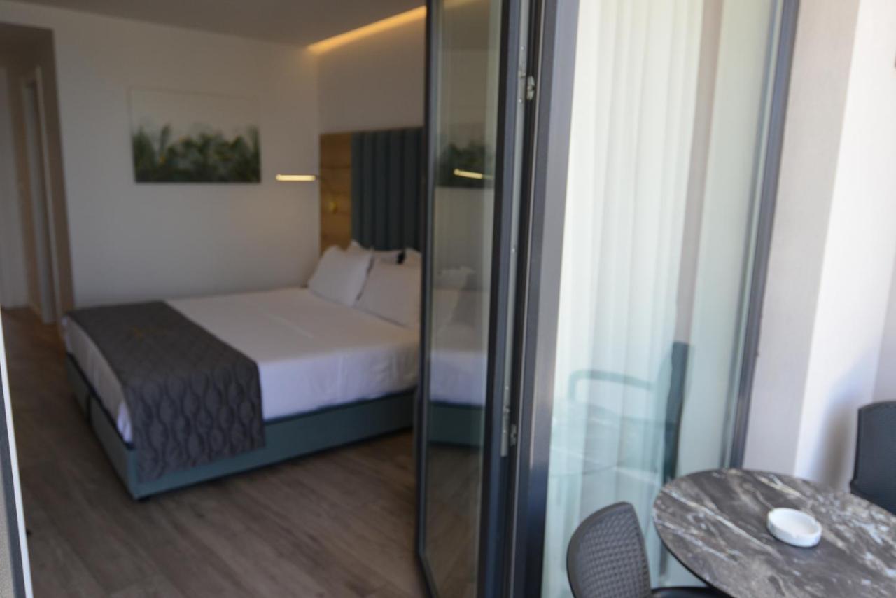 Ebbi Hotel ديرمي المظهر الخارجي الصورة