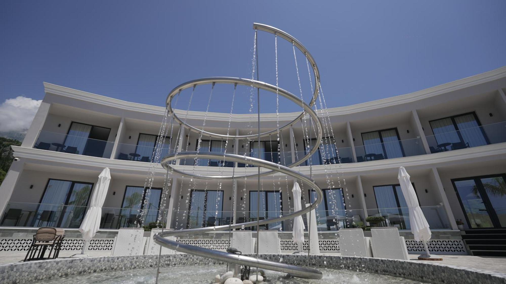 Ebbi Hotel ديرمي المظهر الخارجي الصورة